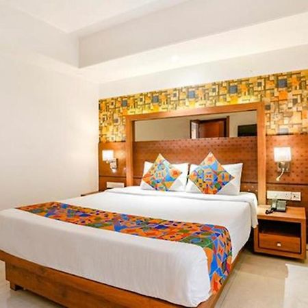 Srikrishna Paradise Hotel Thane Navi Mumbai المظهر الخارجي الصورة